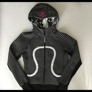 Lululemon ‘old school’ scuba hoodie size 6